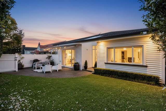Present all offers: Premium coastal location
