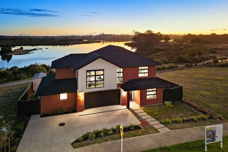 6 Emerald Avenue Karaka_2