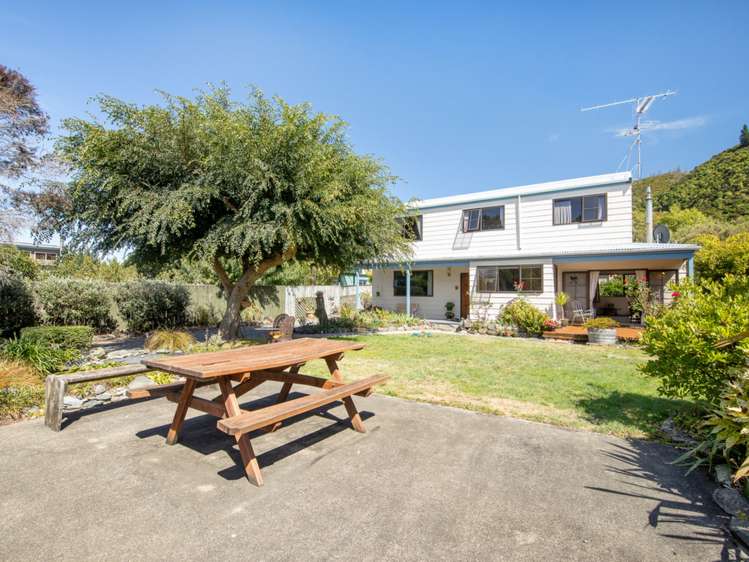 301 Rarangi Beach Road Rarangi_23