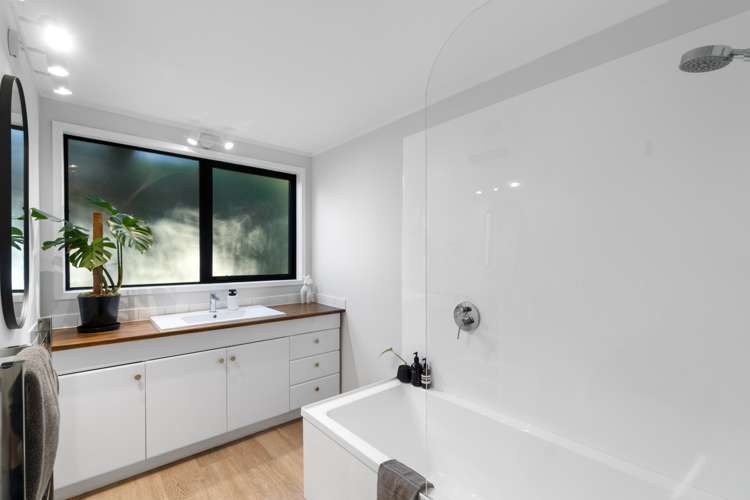 17 Northfield Road Waitakere_18