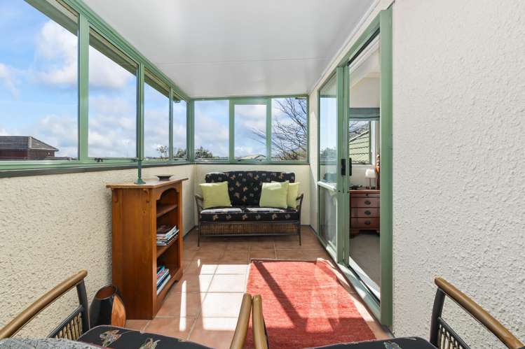 16 Cranbrook Grove Waikanae_18