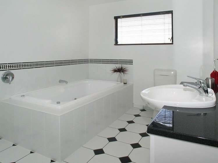 35 The Masthead Whitby_13