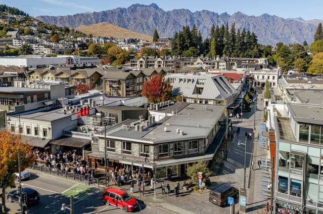 Prime retail corner in Queenstown