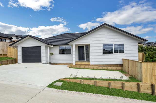 BRAND NEW 3 BEDROOM, 2 LIVING AREAS WITH VIEWS!