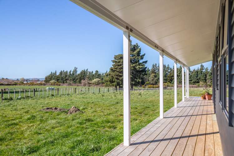 59 Western Lake Road Featherston_5