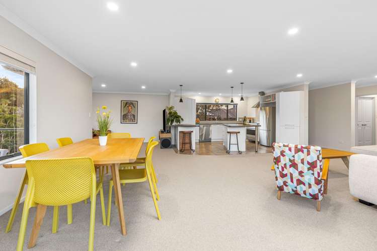 6 Double Bay Place Army Bay_2