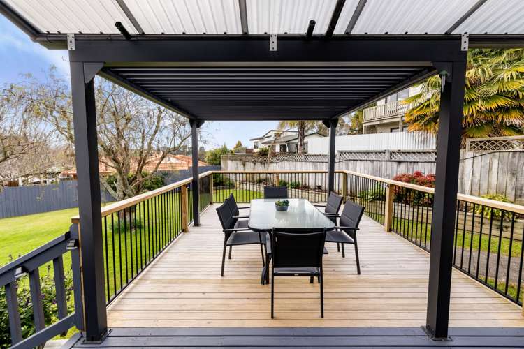 43 Lansdowne Crescent Glenview_14