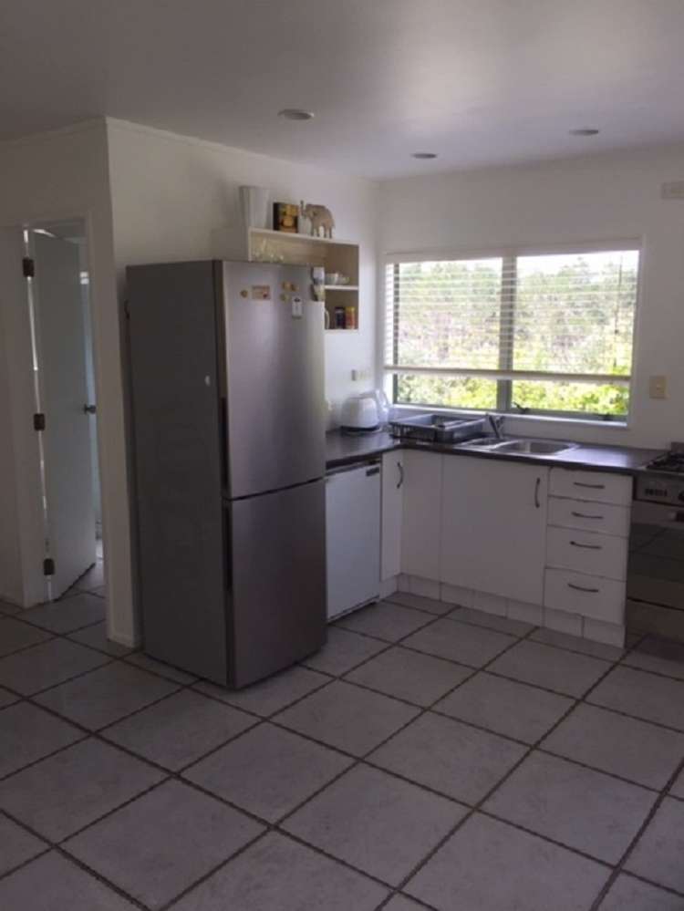 219 Gills Road Albany Heights_5