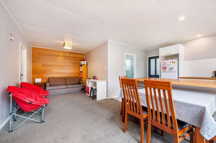 2/45 Cron Avenue Te Atatu South_8