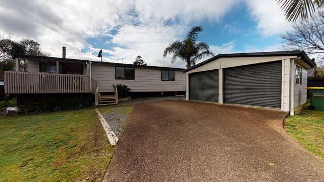 165 Carnoustie Drive Wattle Downs_1