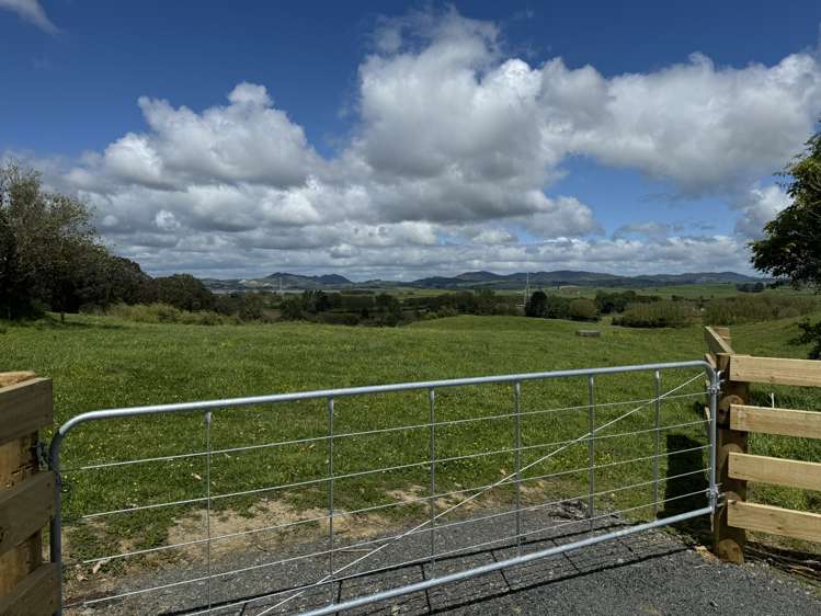 Hetherington Road and Waikokowai Roads Huntly_1