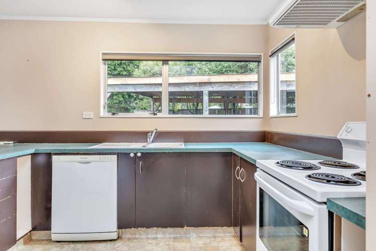 2/2 Laughton Street Taupo_14