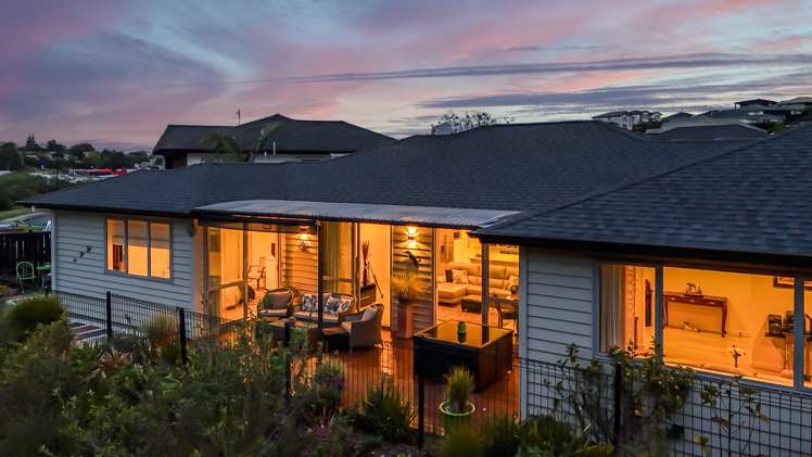 8 Pheasant Close Stanmore Bay_17