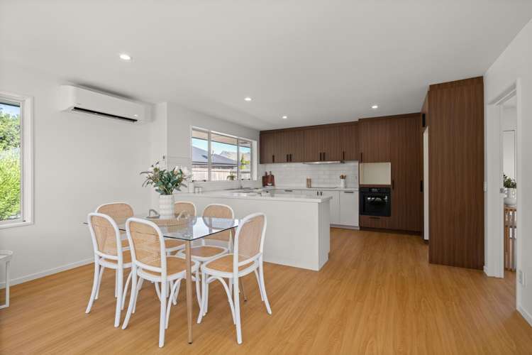 9 Shearwater Drive Woolston_7