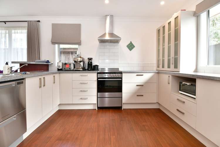 77 Red Beach Road Red Beach_5