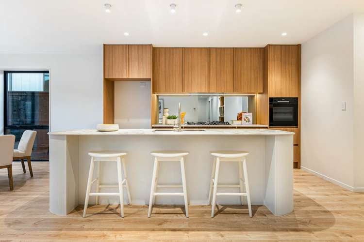 50 Tipu Crescent Wainui_2