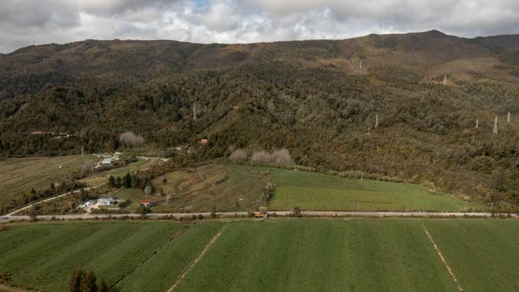 1244 Fairdown Road Waimangaroa_21