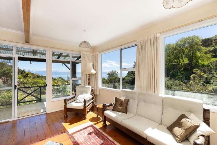 26 Airlie Street Glenduan_10