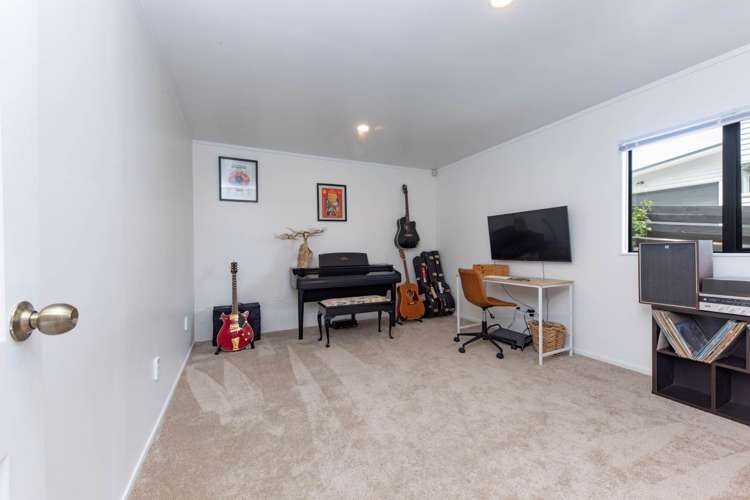 2/3a Pleasant Road Glen Eden_13