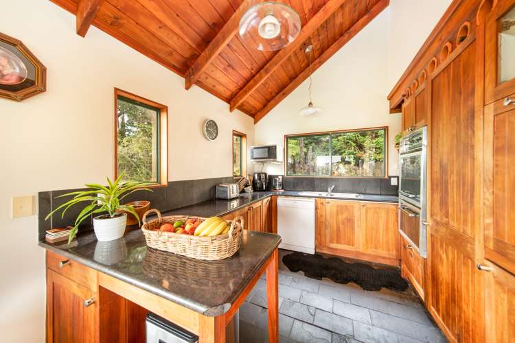 13 Elmsley Road Maungatapere_7