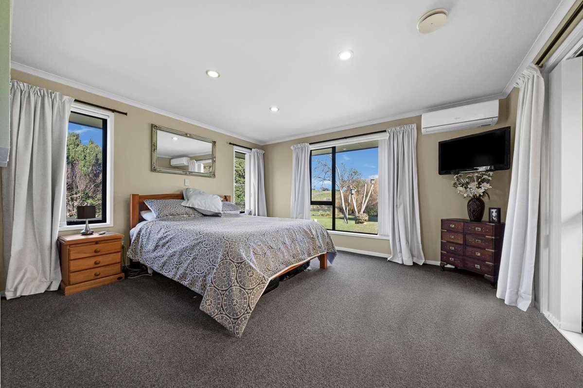 27 Awaroa Stream Drive_4