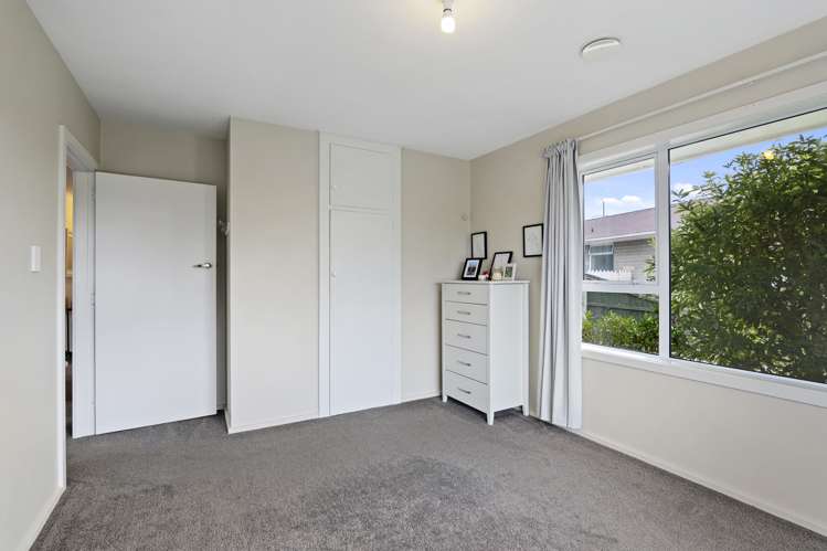 6 Helmsdale Street Burwood_12