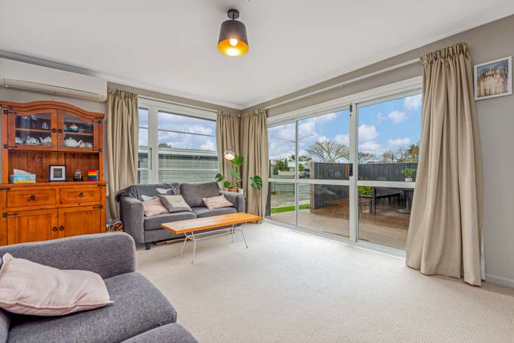 2 Chester Crescent West End_2