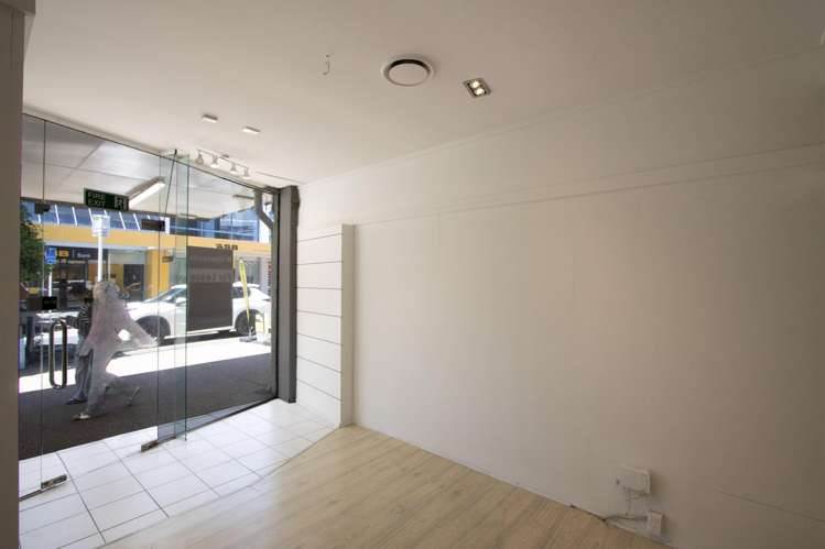 Shop 1/30 Hurstmere Road Takapuna_2