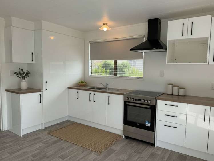 31 Peter Lippa Drive_1