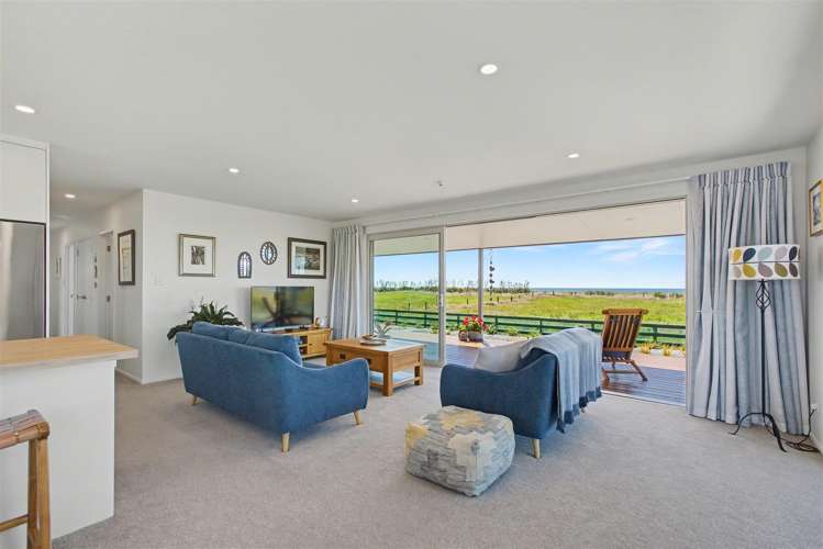 22 Elley Drive Carters Beach_7