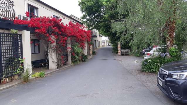 Modern, furnished, CBD, Apartment