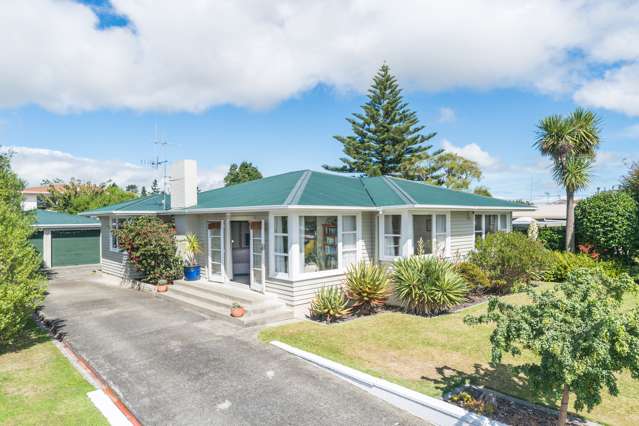 10 Henare Street West End_1