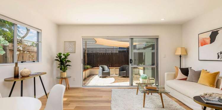 41/218 Captain Springs Road_0