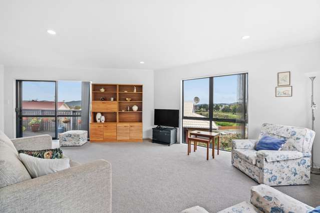 43 Ridgeway Drive Kamo_2