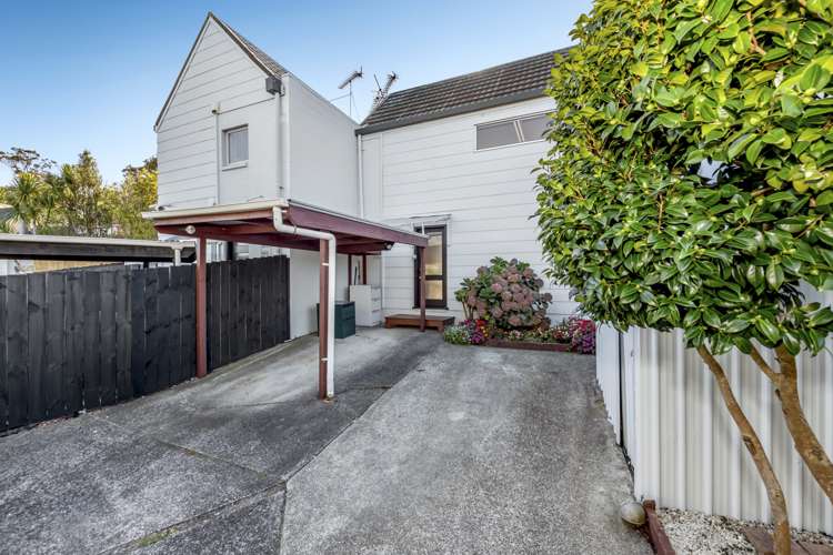 5/42 Monteith Cresent Remuera Auckland City Houses for Sale One