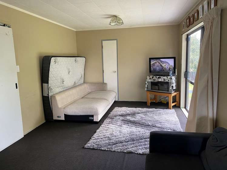1 Robinson Street Katikati_6