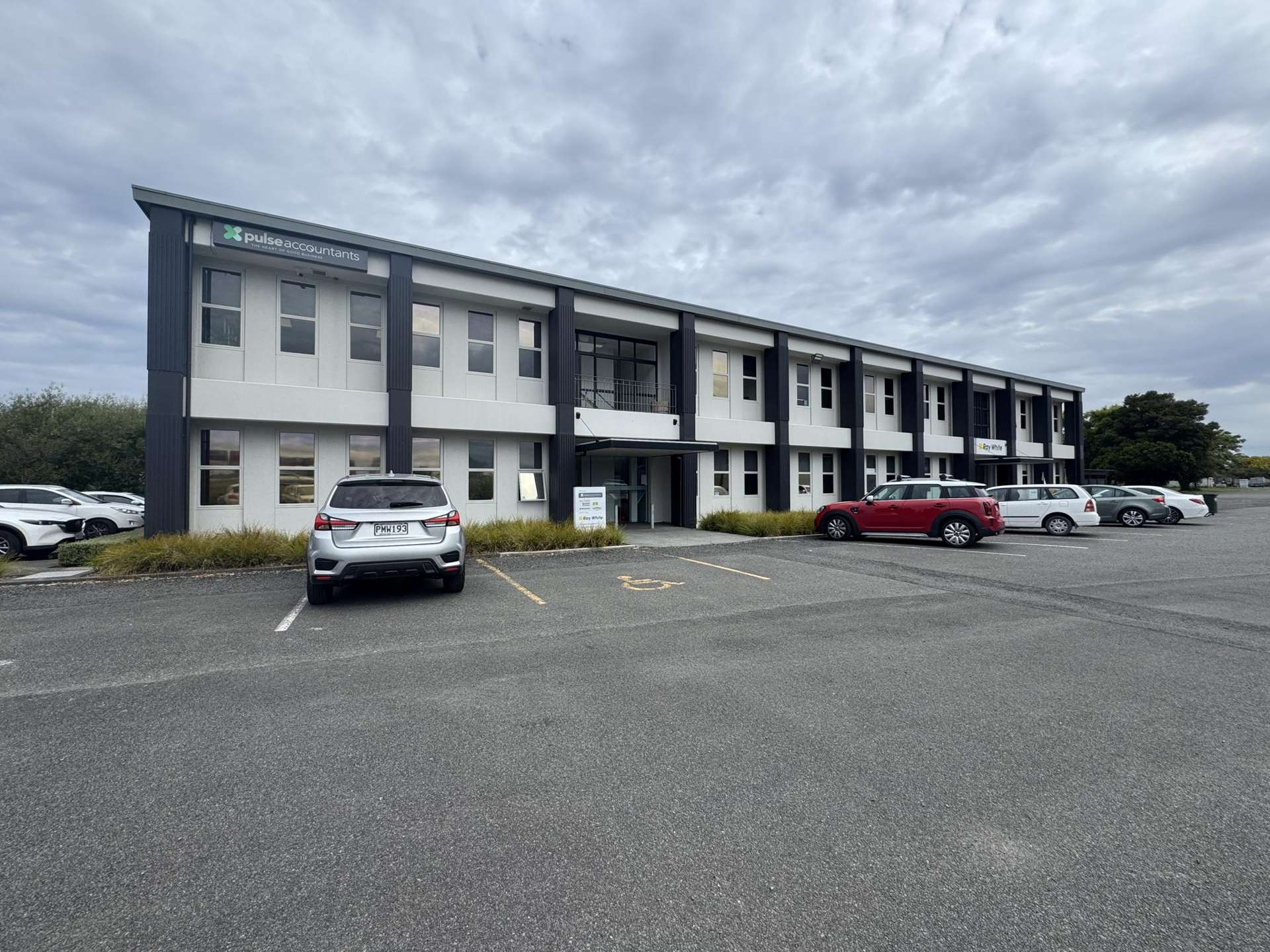 T3/60 Prebensen Drive Onekawa_0