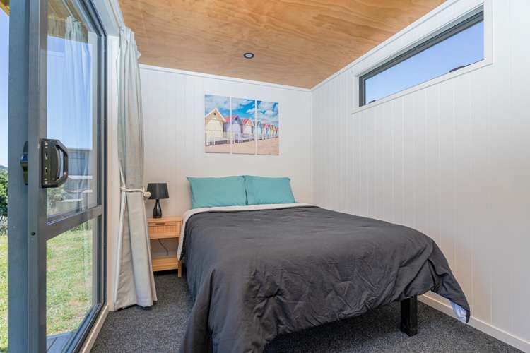 24 Oliver Leighs Drive Cooks Beach_16