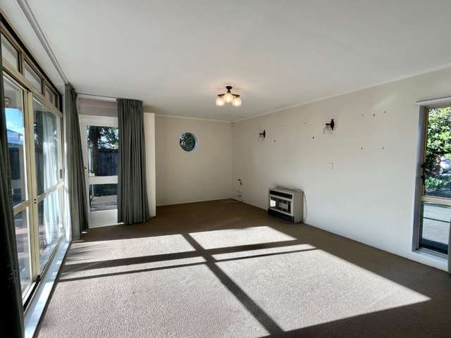 28 Kimbolton Road Feilding_2