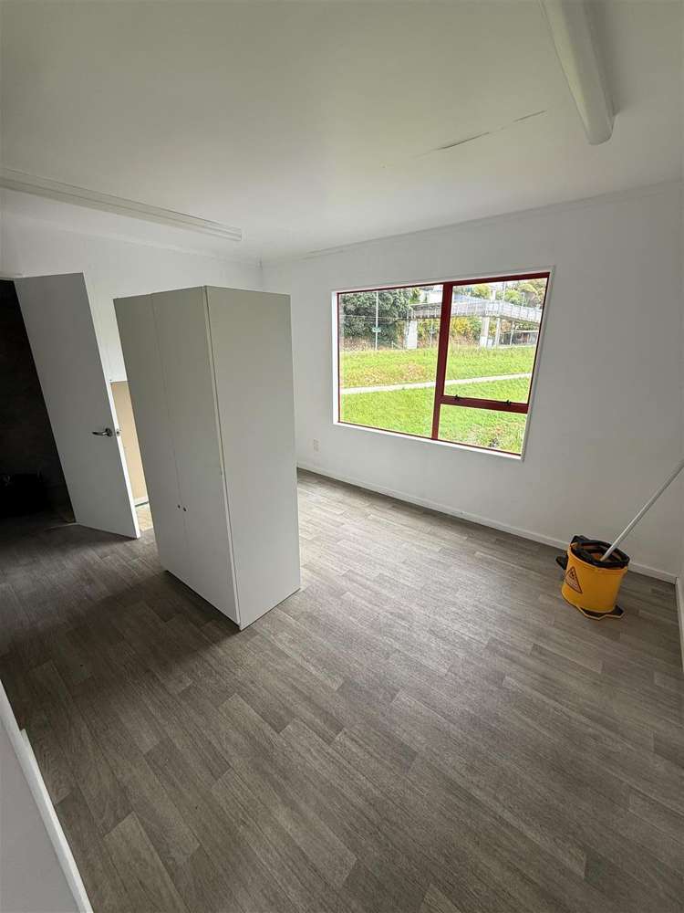 Unit 5, 55 Kenepuru Drive Kenepuru_5