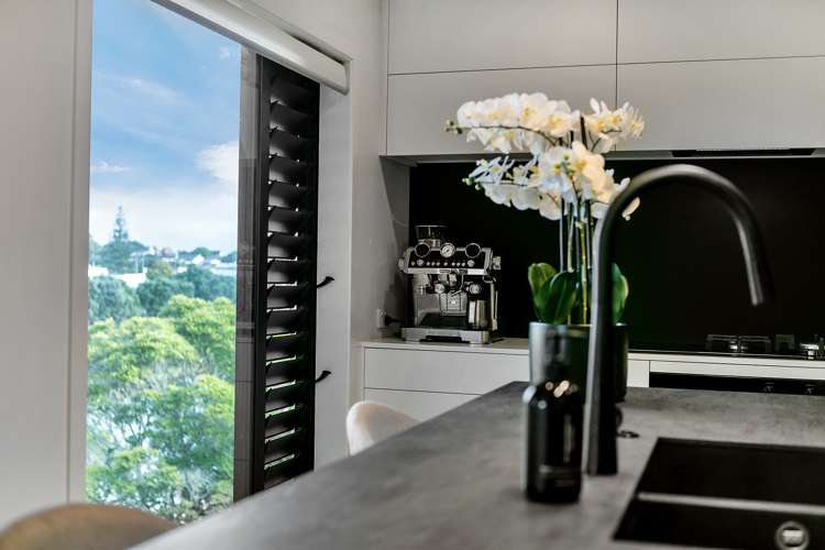 2/21 Rangitoto Terrace Milford_5