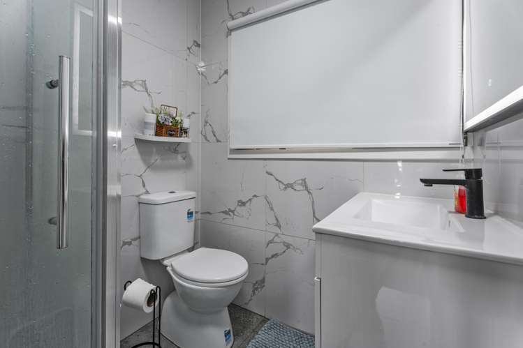 1 Leslie Place Deanwell_15