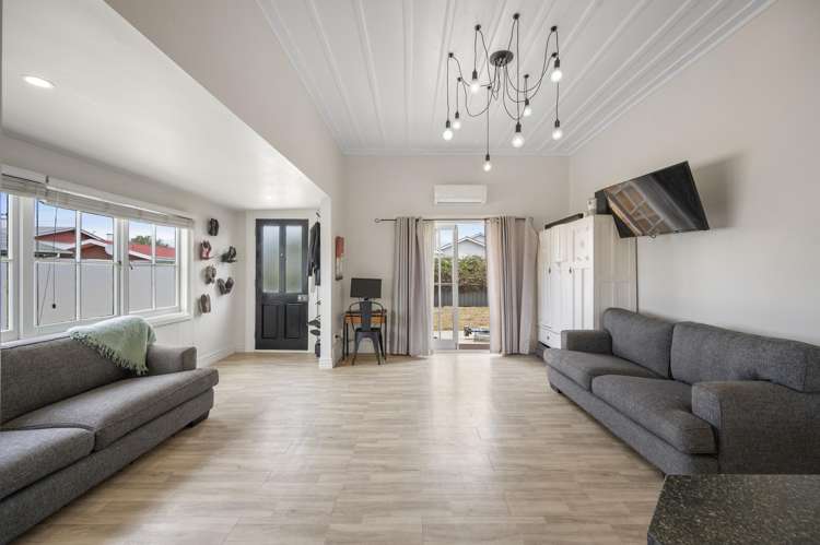 43 Georges Drive Napier South_1