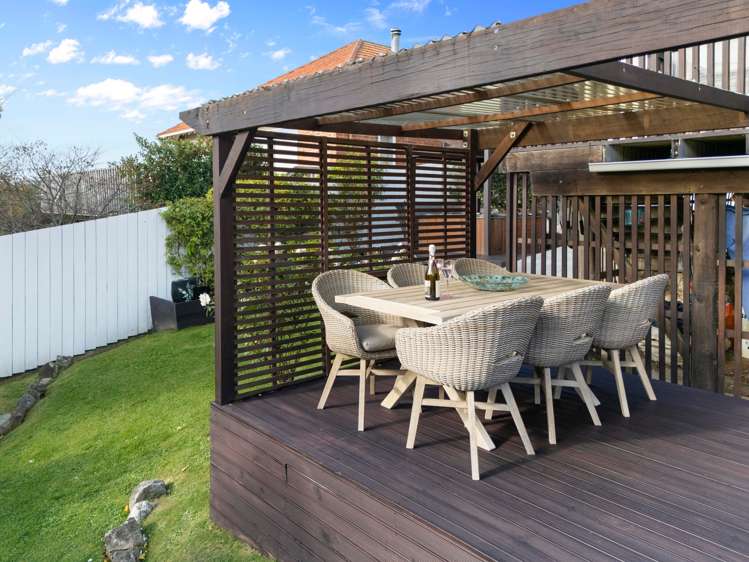 14 Embo Street Caversham_17