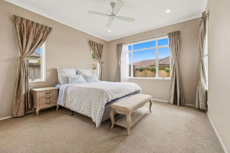 55 Coachman Drive Flat Bush_11