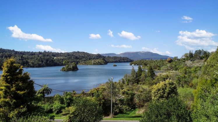 520 Spencer Road Lake Tarawera_4