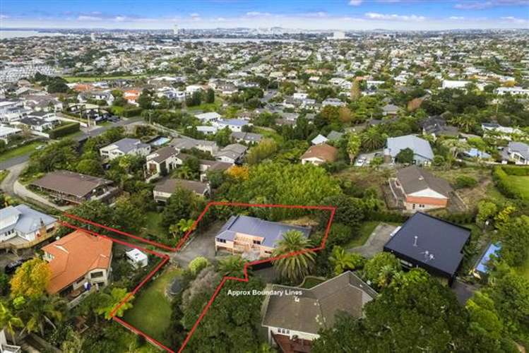 64 Heathcote Road Castor Bay_2