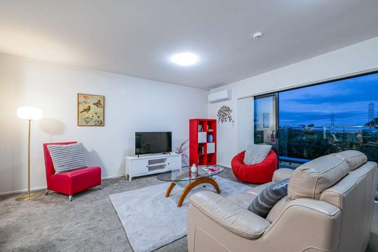 6/43B Waimumu Road Massey_21