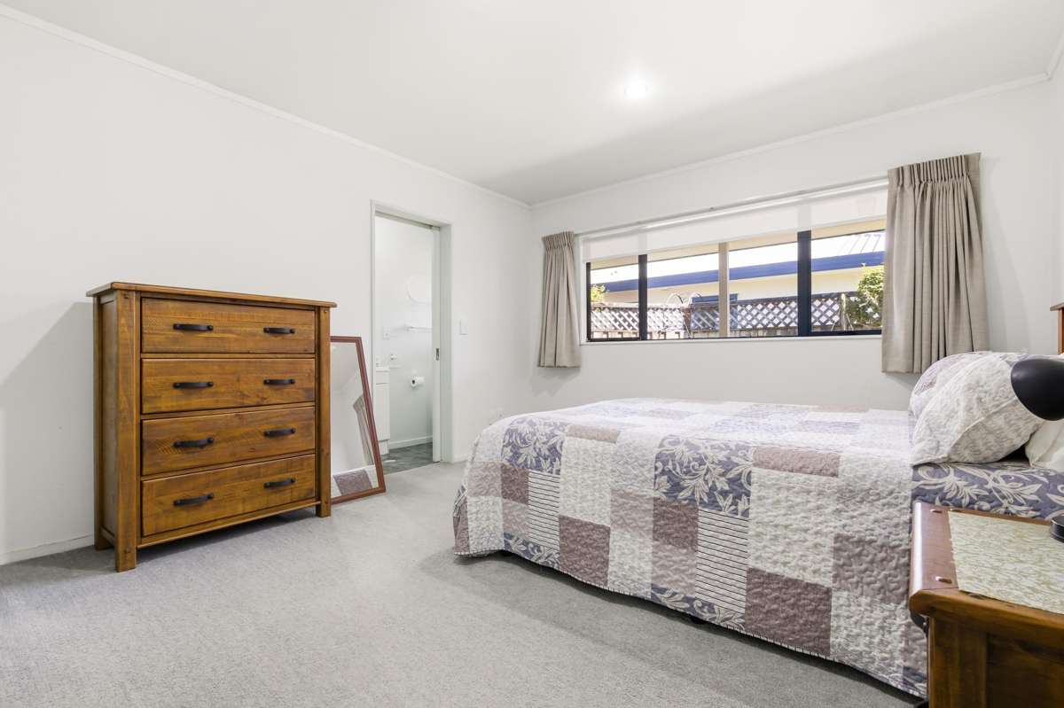 2/12 Heathcote Street_5