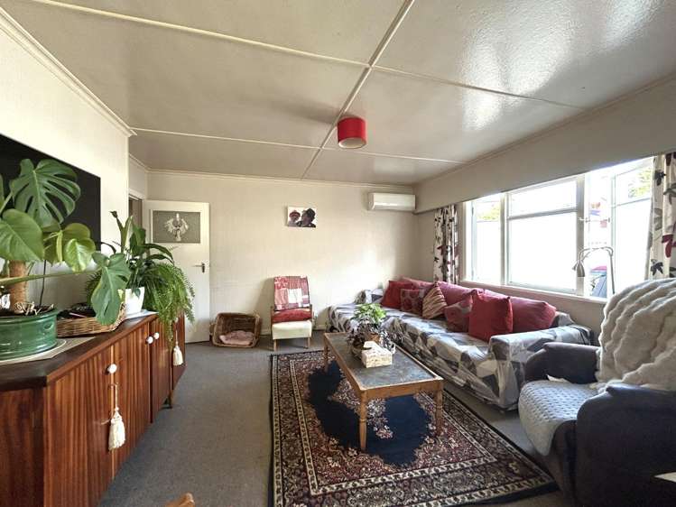 2/24 Emano Street 10820_1